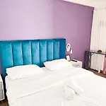 Azure Hotel Dhermi