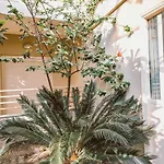 Azure Hotel Dhermi